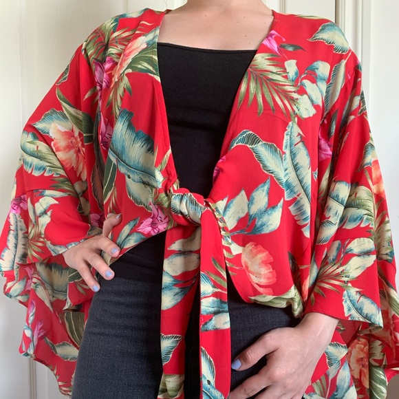Forever 21 Floral Kimono/Pullover - Picture 1 of 5